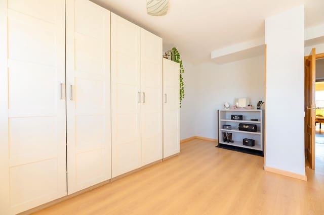 2 slaapkamer Appartement te koop in Paiporta met garage - € 310.000 (Ref: 10157871)