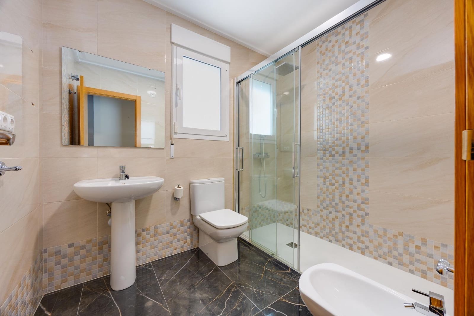 2 chambre Maison de Ville à vendre à Torrevieja avec garage - 285 000 € (Ref: 10161766)