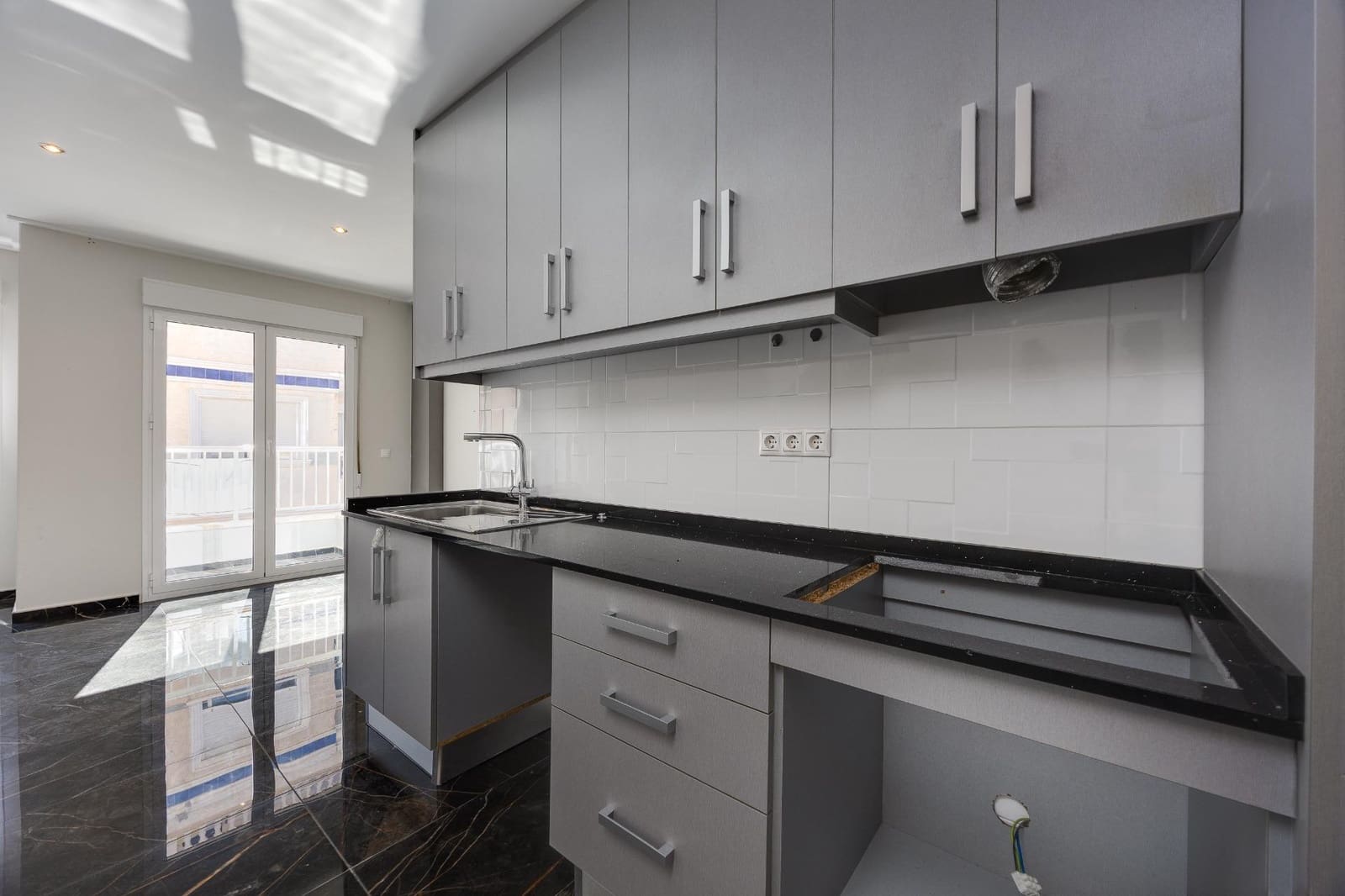 2 chambre Maison de Ville à vendre à Torrevieja avec garage - 285 000 € (Ref: 10161766)