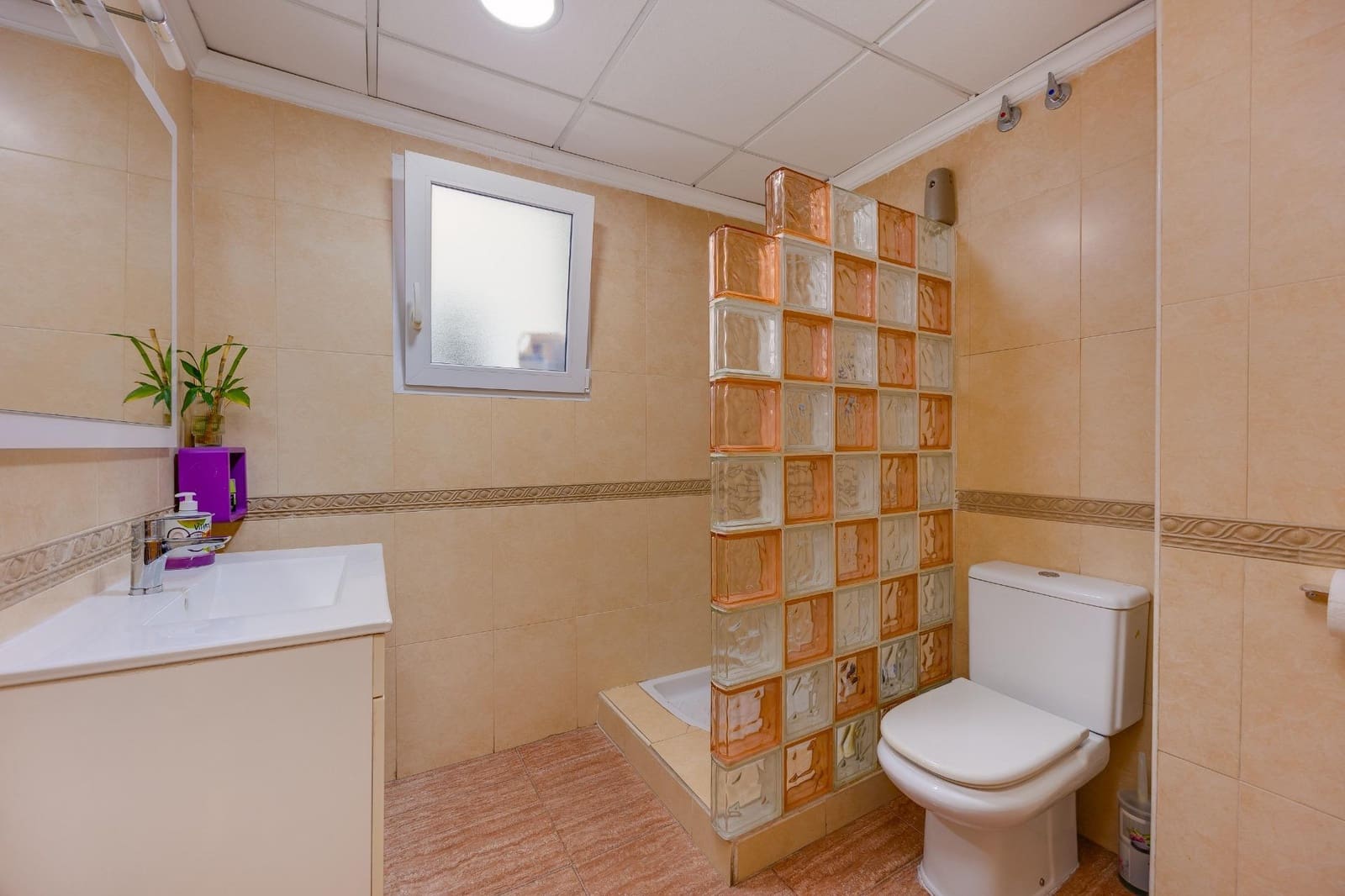4 sovrum Lägenhet till salu i Torrevieja med garage - 265 000 € (Ref: 10166866)