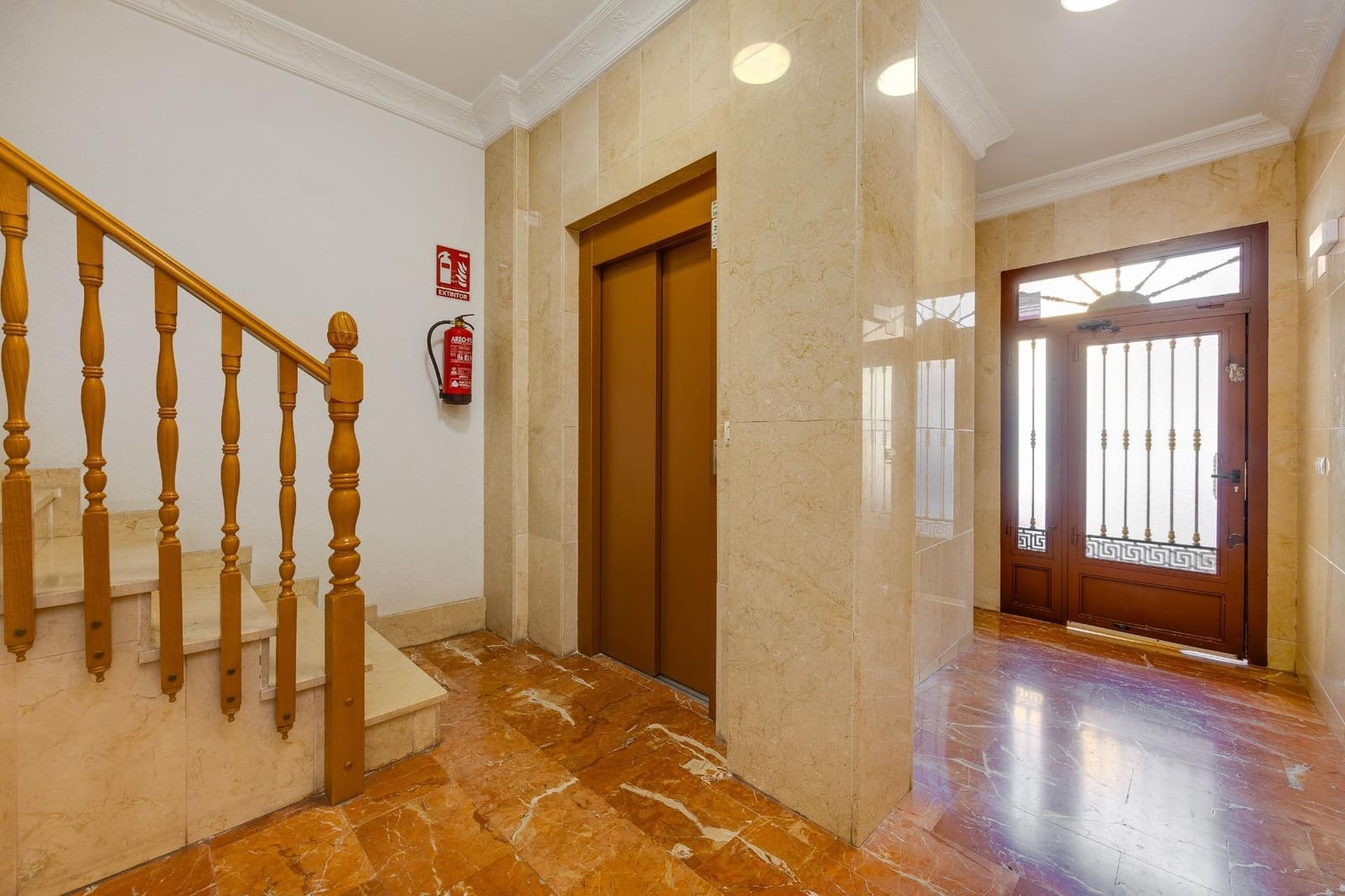 4 sovrum Lägenhet till salu i Torrevieja med garage - 265 000 € (Ref: 10166866)