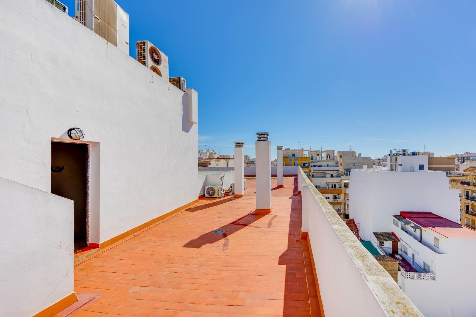 4 sovrum Lägenhet till salu i Torrevieja med garage - 265 000 € (Ref: 10166866)
