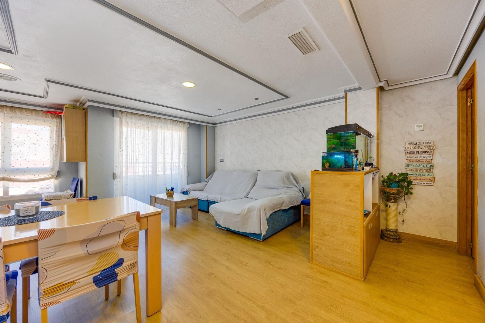 4 sovrum Lägenhet till salu i Torrevieja med garage - 265 000 € (Ref: 10166866)