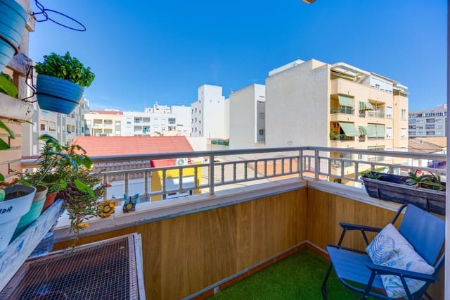 4 sovrum Lägenhet till salu i Centro, Torrevieja med garage - 265 000 € (Ref: 10166866)