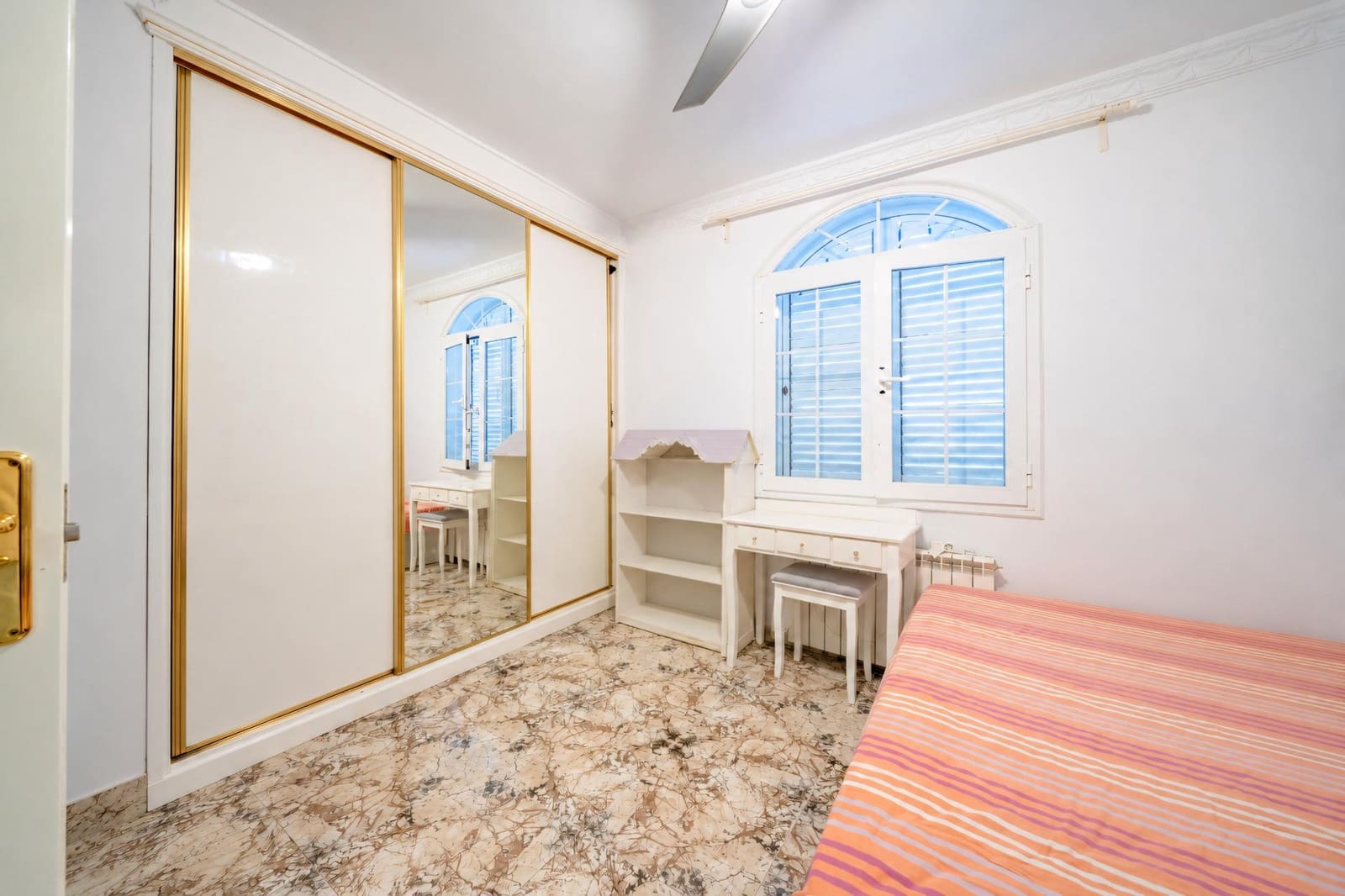 6 soveværelse Villa til salg i Benicassim med swimmingpool garage - € 670.000 (Ref: 10183098)