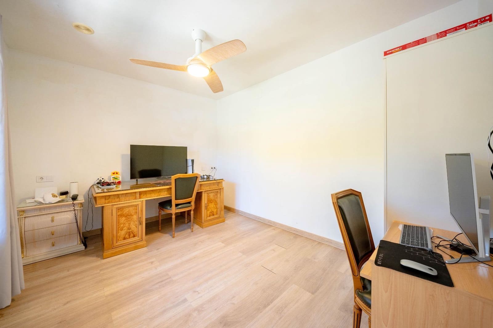 6 soveværelse Villa til salg i Benicassim med swimmingpool garage - € 670.000 (Ref: 10183098)