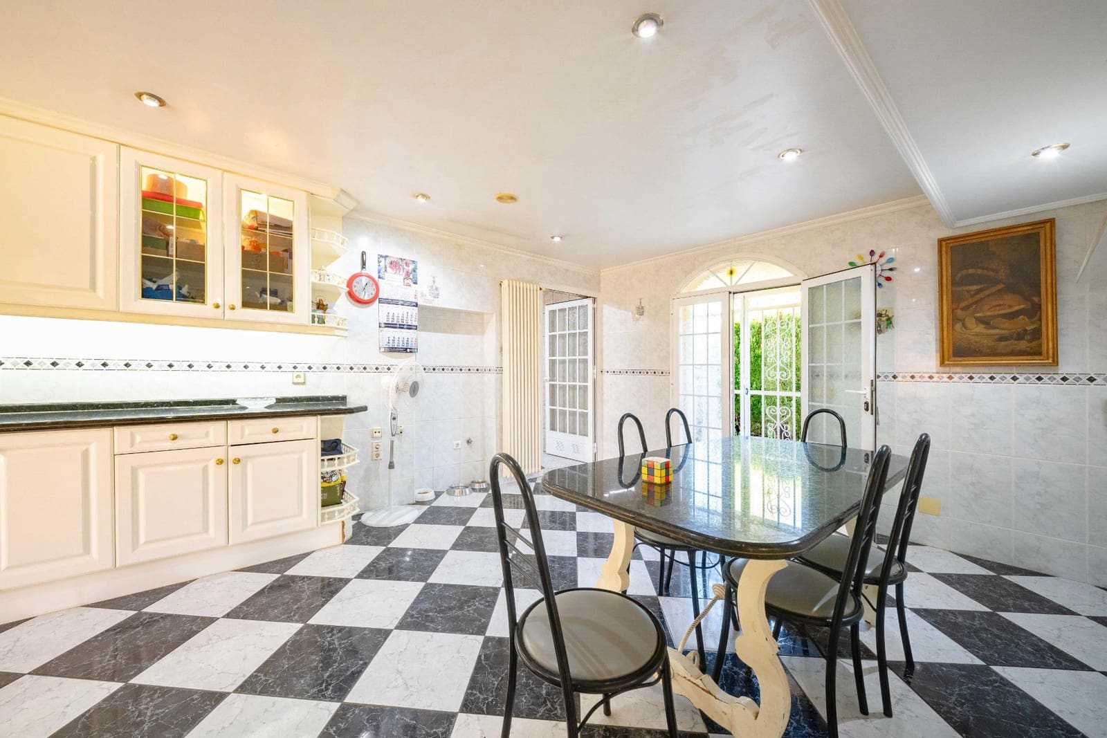 6 soveværelse Villa til salg i Benicassim med swimmingpool garage - € 670.000 (Ref: 10183098)