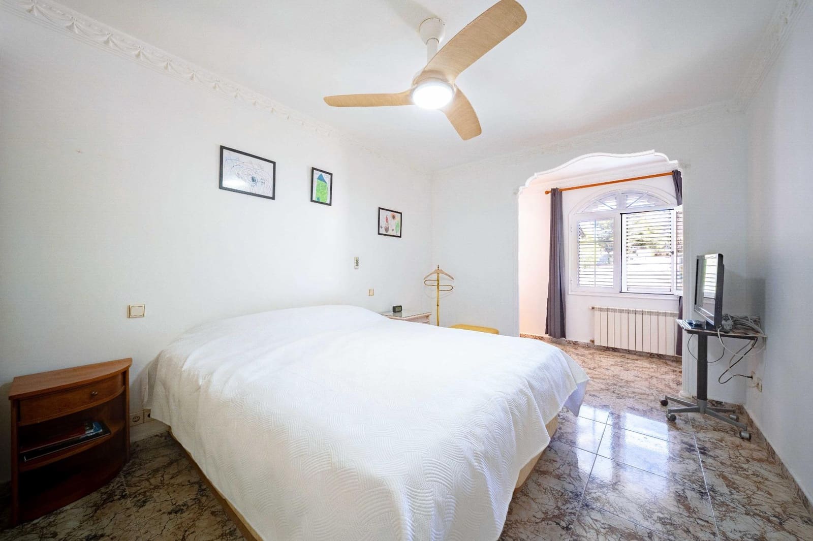 6 soveværelse Villa til salg i Benicassim med swimmingpool garage - € 670.000 (Ref: 10183098)