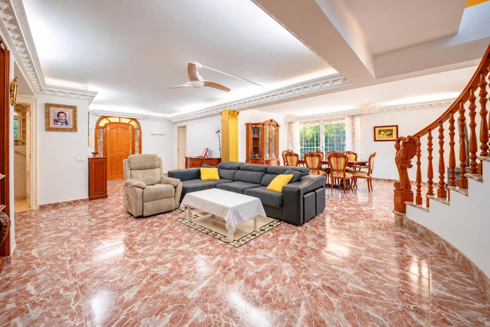6 soveværelse Villa til salg i Benicassim med swimmingpool garage - € 670.000 (Ref: 10183098)