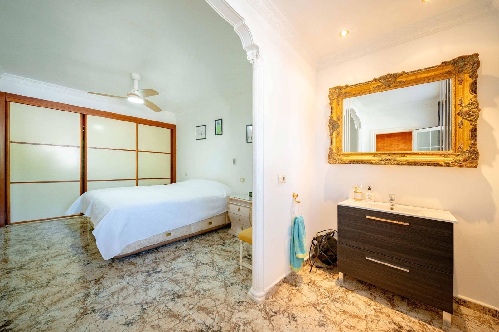 6 soveværelse Villa til salg i Benicassim med swimmingpool garage - € 670.000 (Ref: 10183098)
