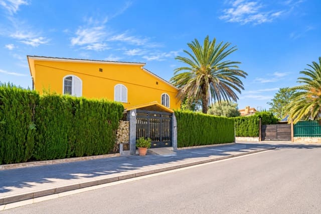 6 soveværelse Villa til salg i Benicàssim med swimmingpool garage - € 670.000 (Ref: 10183098)