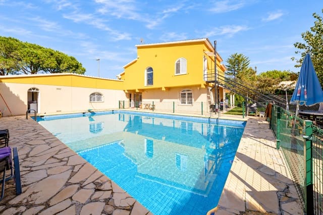 6 soveværelse Villa til salg i Benicàssim med swimmingpool garage - € 670.000 (Ref: 10183098)