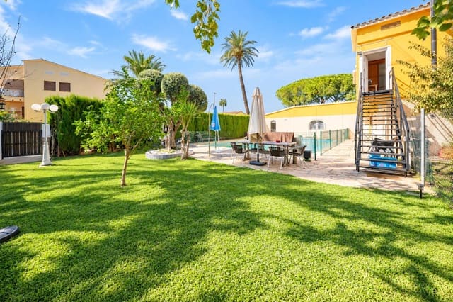 6 soveværelse Villa til salg i Benicàssim med swimmingpool garage - € 670.000 (Ref: 10183098)