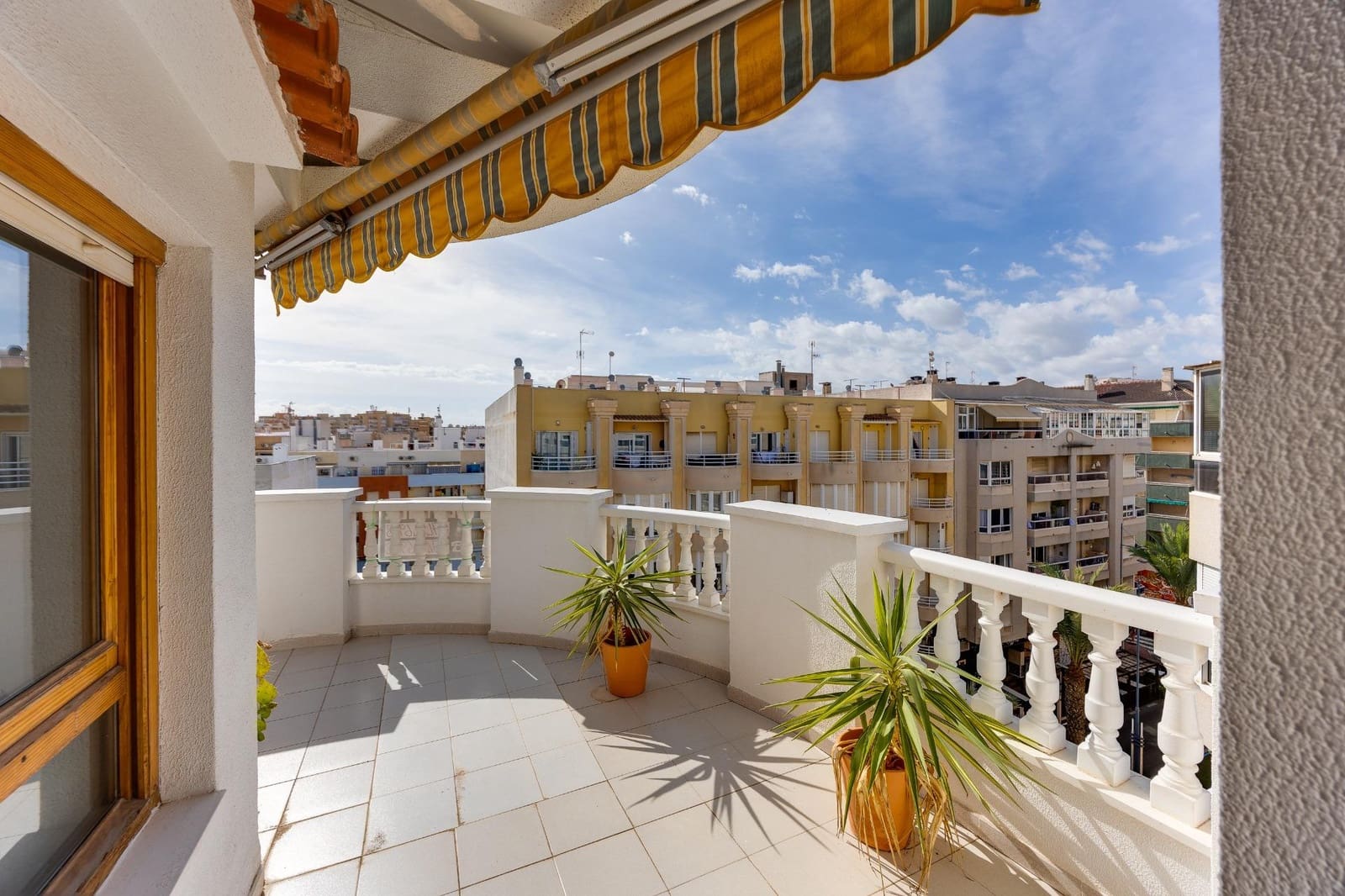 2 slaapkamer Penthouse te koop in Torrevieja - € 291.000 (Ref: 10184869)