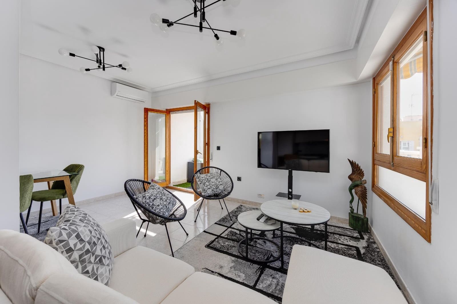 2 slaapkamer Penthouse te koop in Torrevieja - € 291.000 (Ref: 10184869)