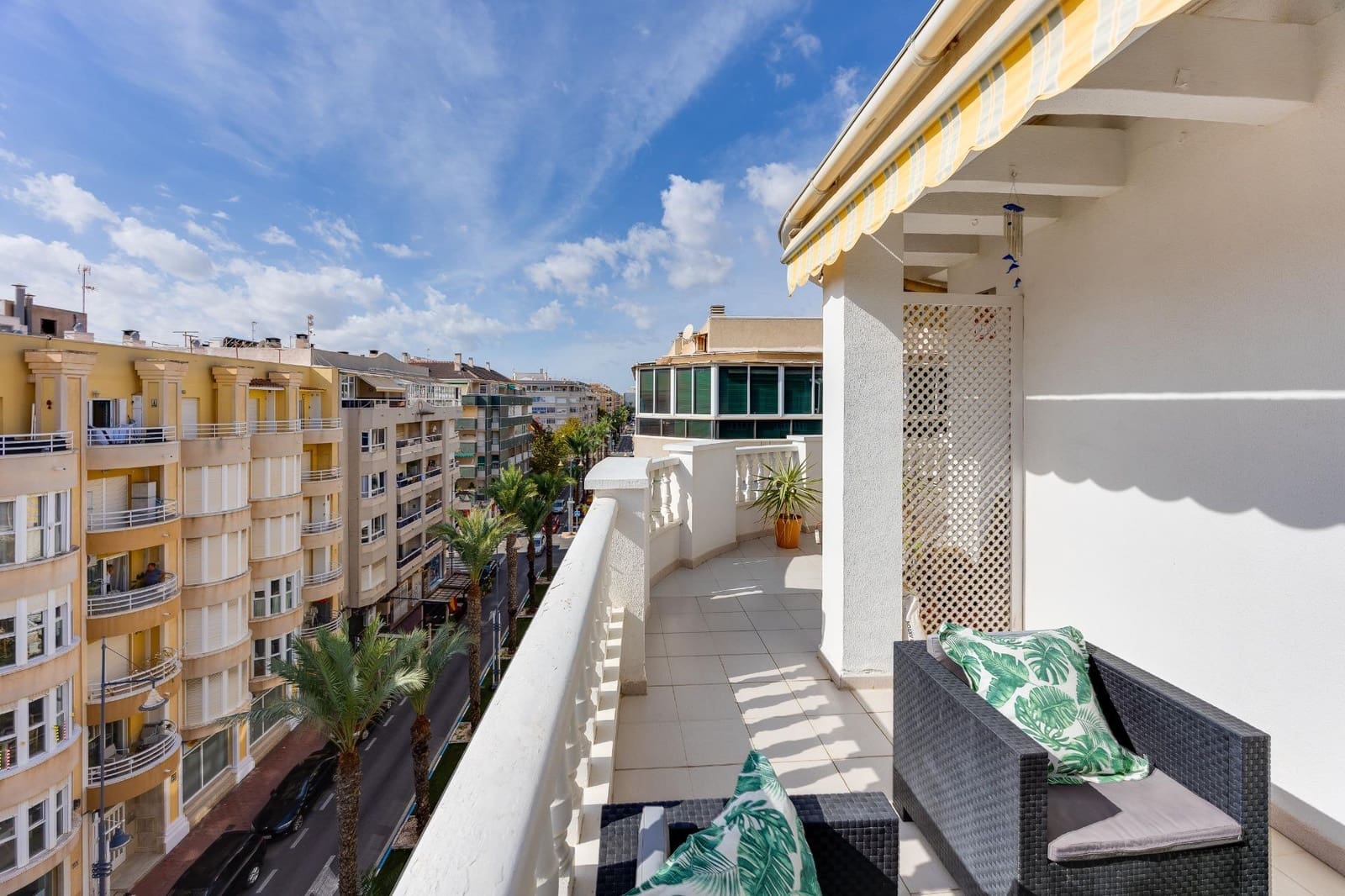 2 slaapkamer Penthouse te koop in Torrevieja - € 291.000 (Ref: 10184869)