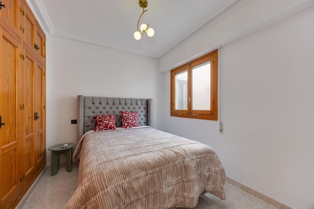 2 chambre Penthouse à vendre à Torrevieja - 291 000 € (Ref: 10184869)