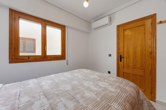 2 chambre Penthouse à vendre à Torrevieja - 291 000 € (Ref: 10184869)