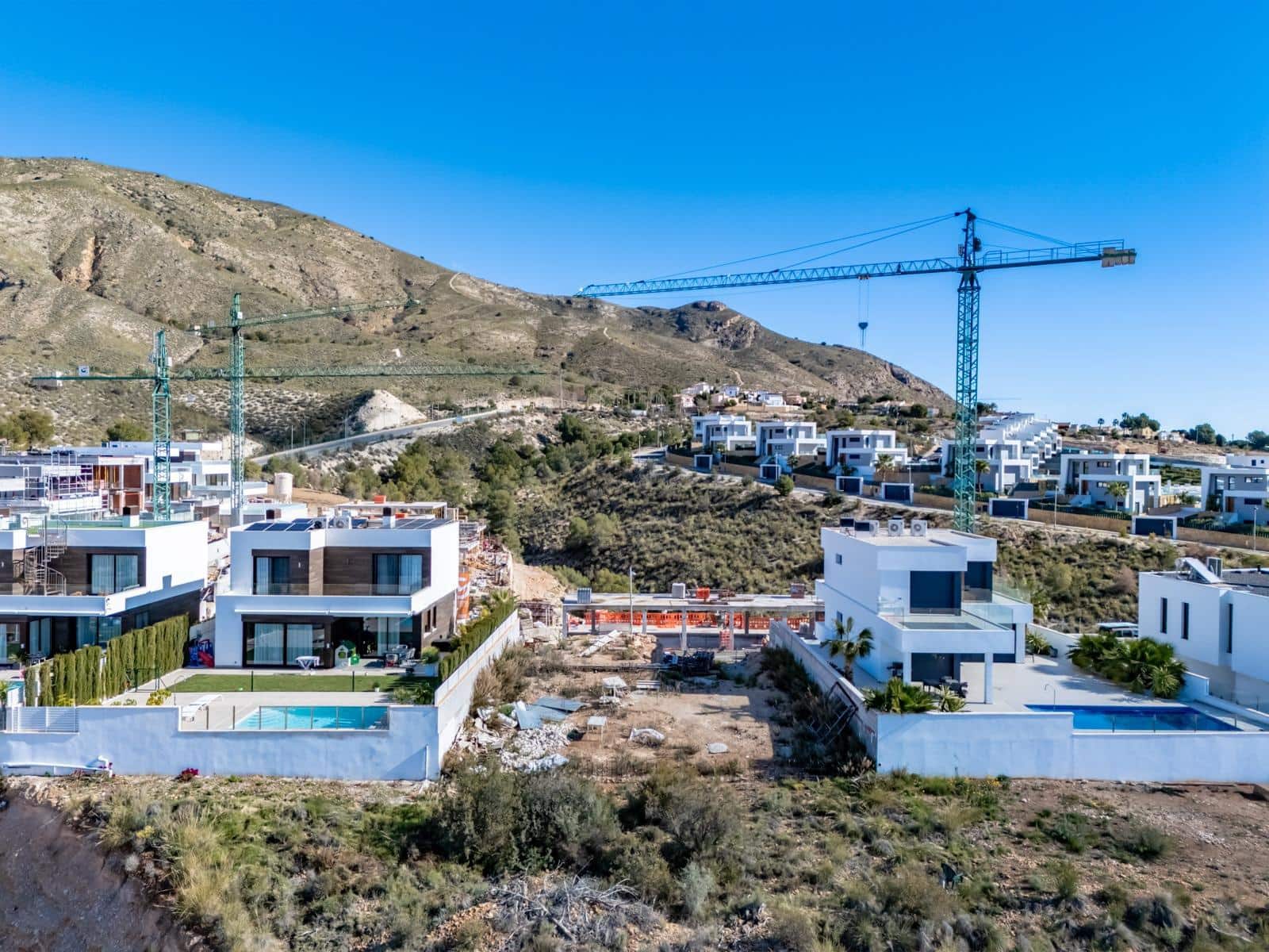 4 quarto Moradia para venda em Finestrat com piscina garagem - 1 100 000 € (Ref: 9049093)