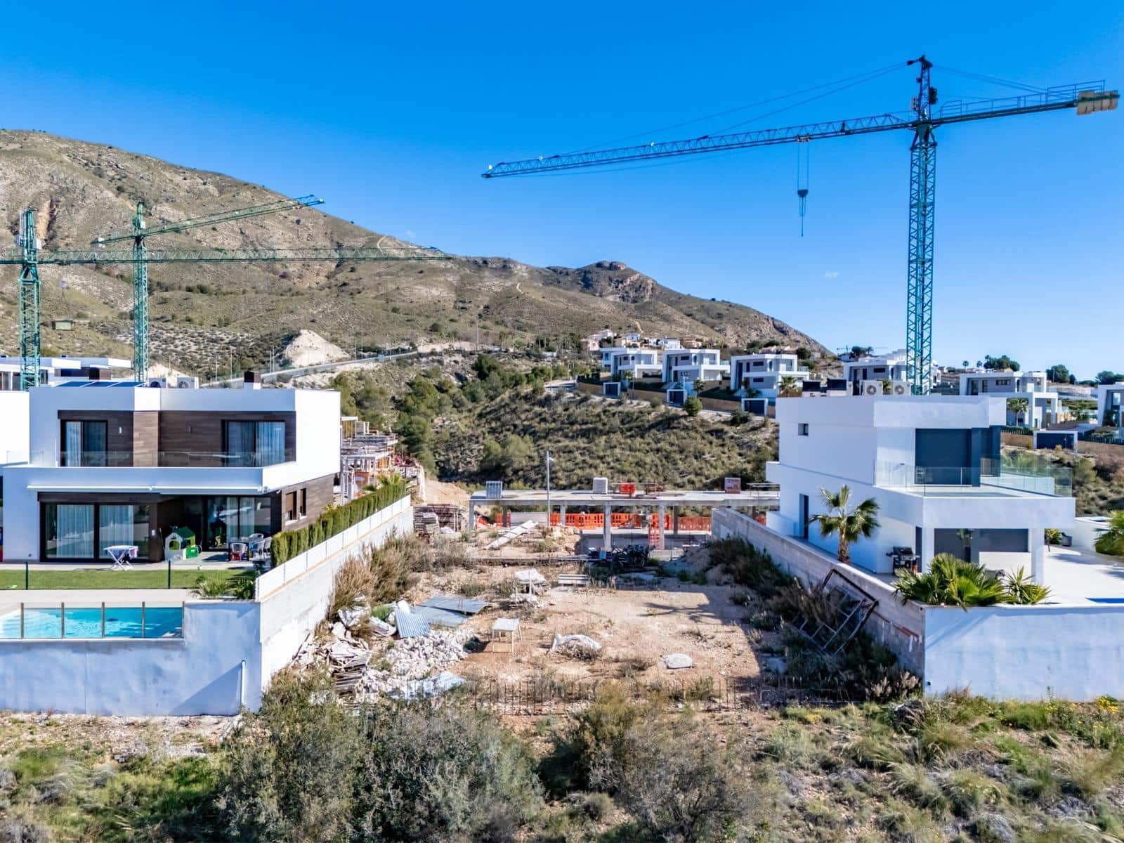 4 quarto Moradia para venda em Finestrat com piscina garagem - 1 100 000 € (Ref: 9049093)