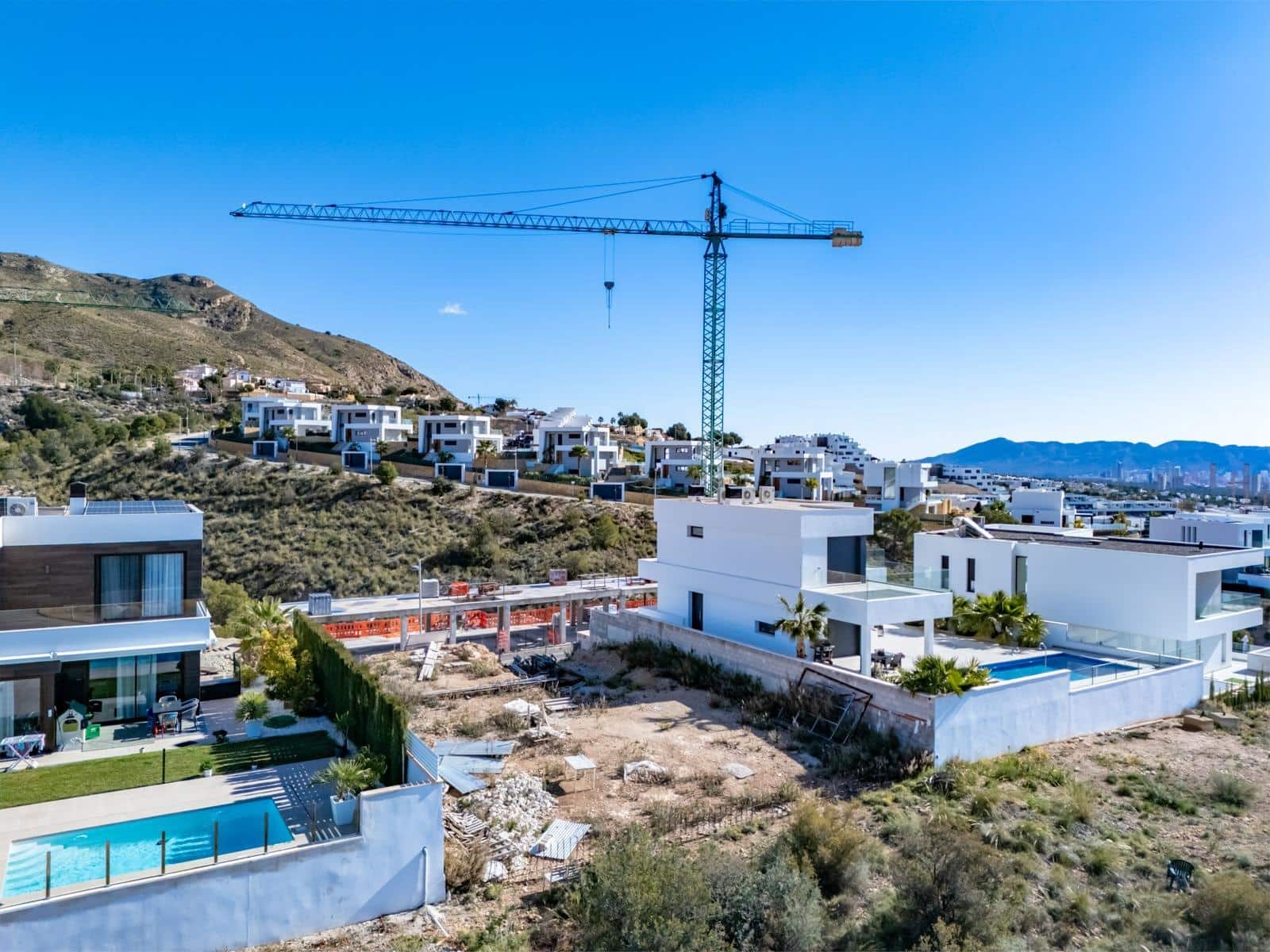 4 quarto Moradia para venda em Finestrat com piscina garagem - 1 100 000 € (Ref: 9049093)