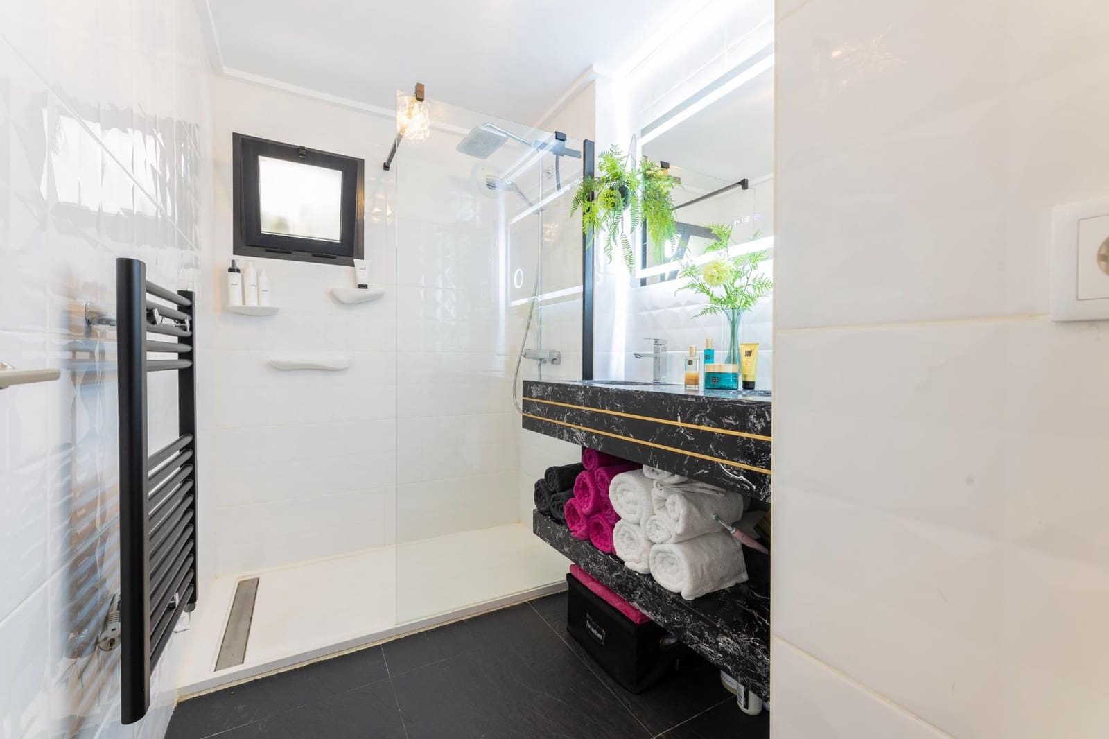 Apartamento de 2 habitaciones en Calpe / Calp en venta - 340.000 € (Ref: 9049094)