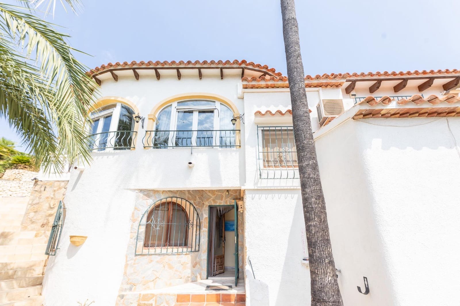 4 quarto Moradia para venda em Moraira com piscina garagem - 689 000 € (Ref: 9096169)