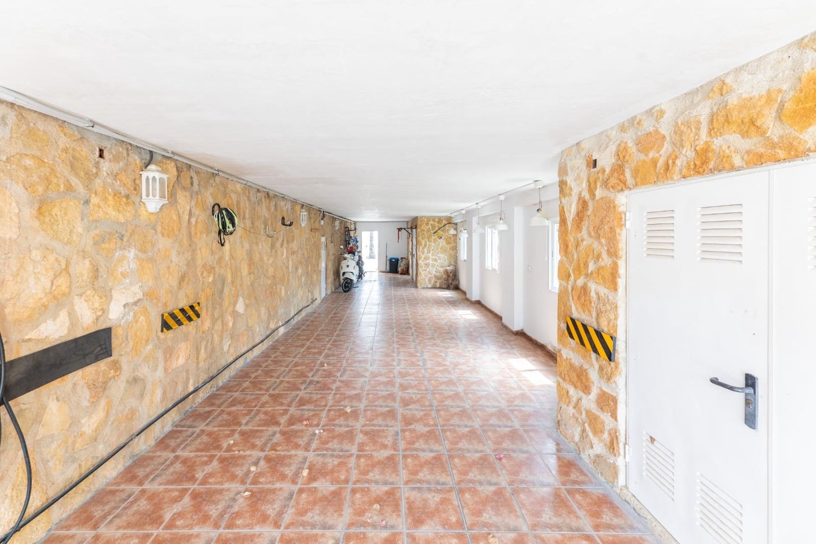 4 quarto Moradia para venda em Moraira com piscina garagem - 689 000 € (Ref: 9096169)