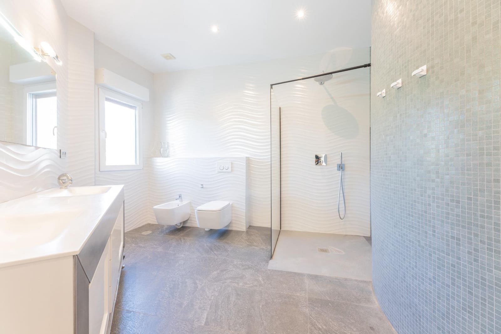 7 bedroom Villa for sale in Altea with pool garage - € 1,950,000 (Ref: 9147392)