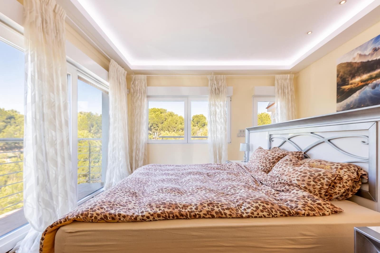 7 bedroom Villa for sale in Altea with pool garage - € 1,950,000 (Ref: 9147392)