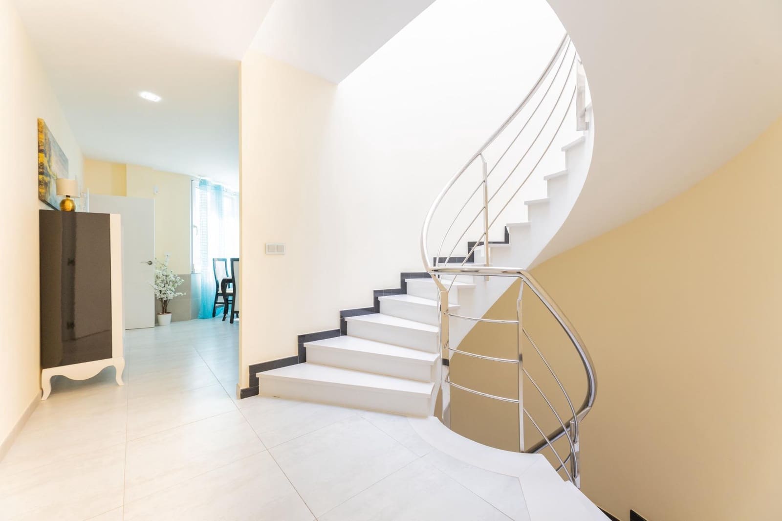 7 bedroom Villa for sale in Altea with pool garage - € 1,950,000 (Ref: 9147392)