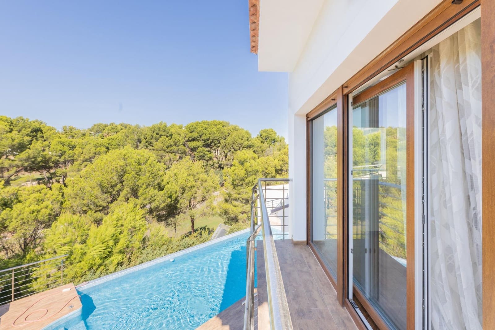 7 bedroom Villa for sale in Altea with pool garage - € 1,950,000 (Ref: 9147392)
