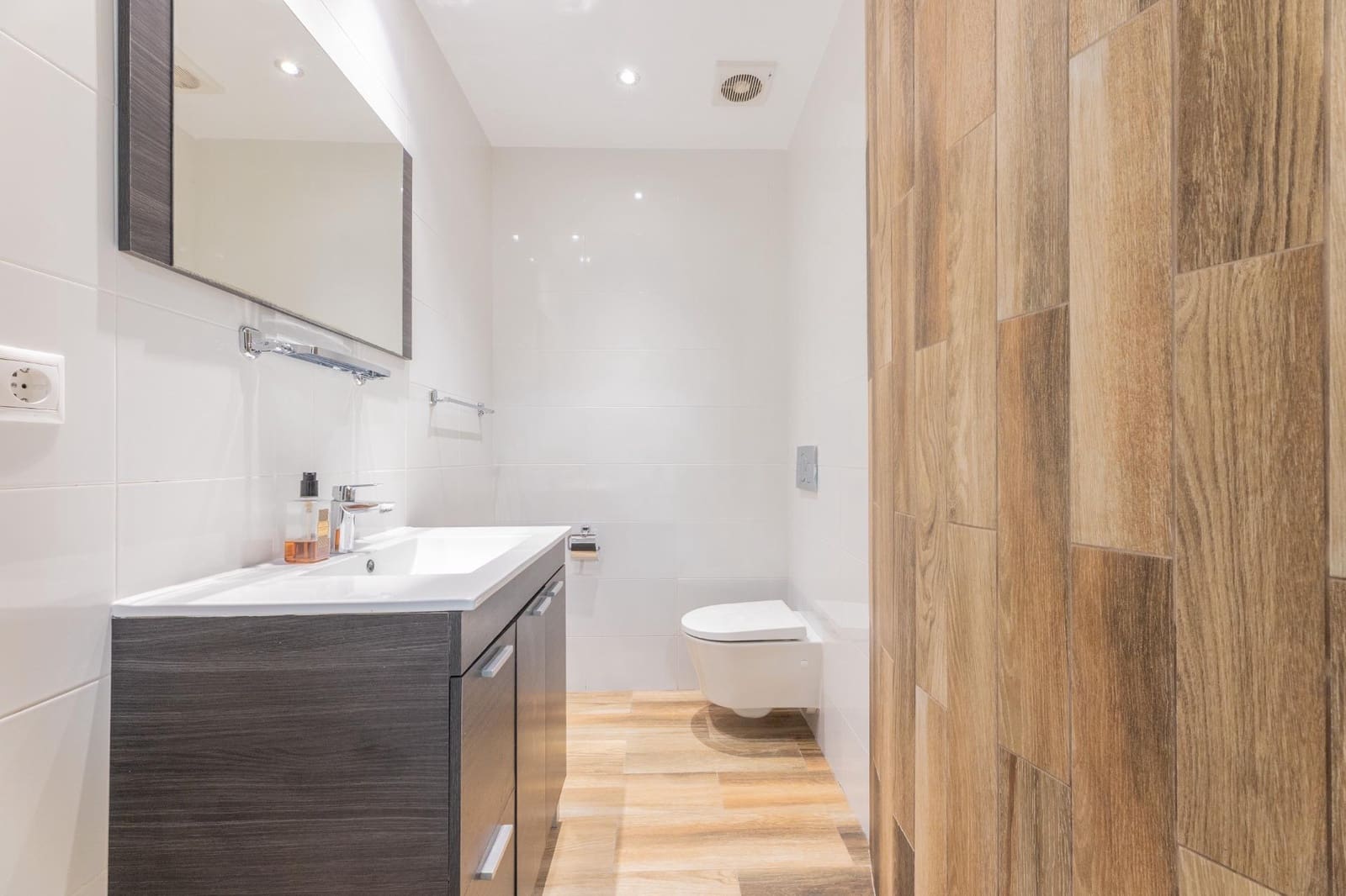 7 bedroom Villa for sale in Altea with pool garage - € 1,950,000 (Ref: 9147392)