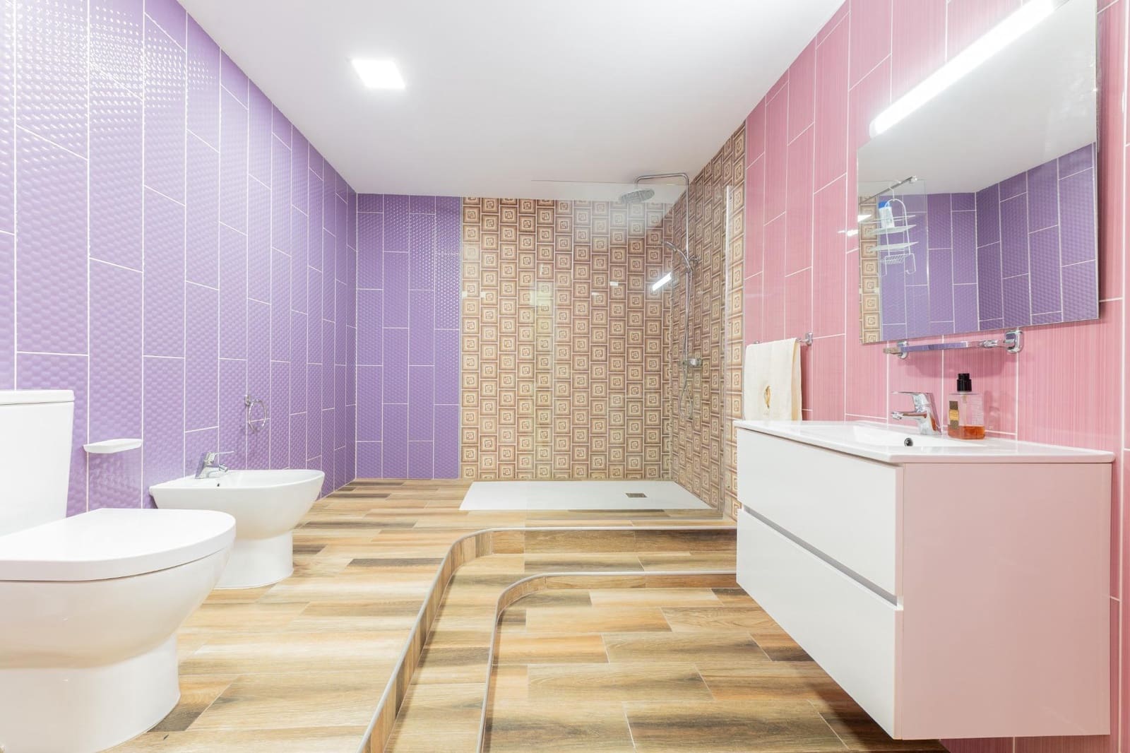 7 bedroom Villa for sale in Altea with pool garage - € 1,950,000 (Ref: 9147392)