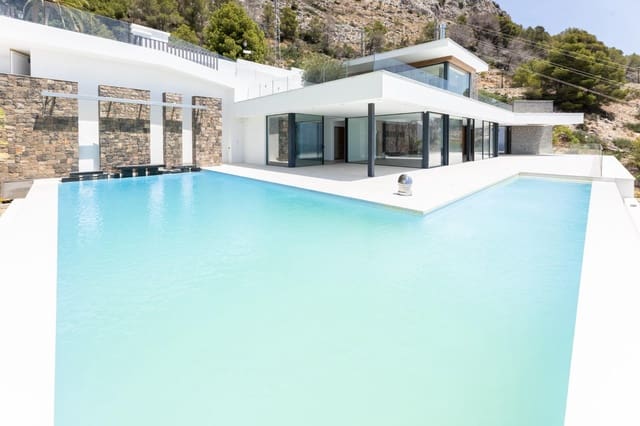 5 sypialnia Willa na sprzedaż w Altea z basenem garażem - 4 950 000 € (Ref: 9147393)