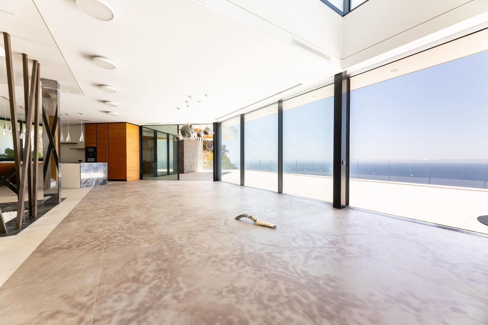 5 bedroom Villa for sale in Altea with pool garage - € 4,950,000 (Ref: 9147393)