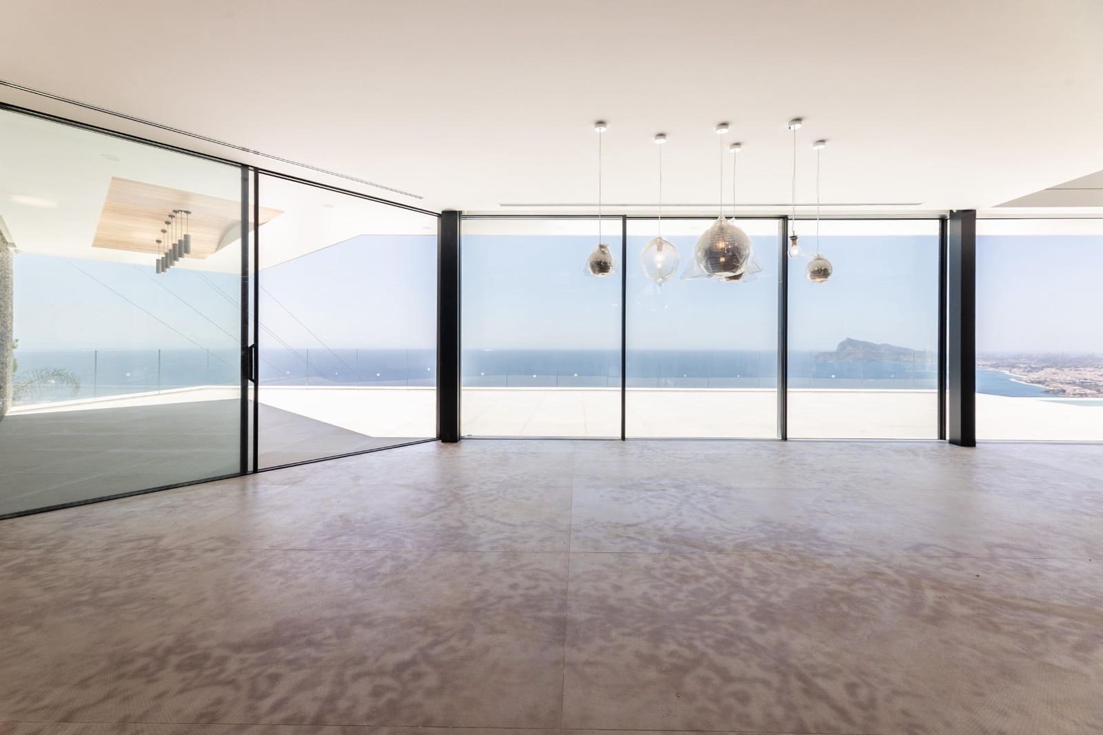 5 bedroom Villa for sale in Altea with pool garage - € 4,950,000 (Ref: 9147393)