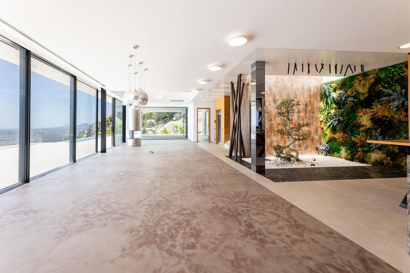 5 bedroom Villa for sale in Altea with pool garage - € 4,950,000 (Ref: 9147393)