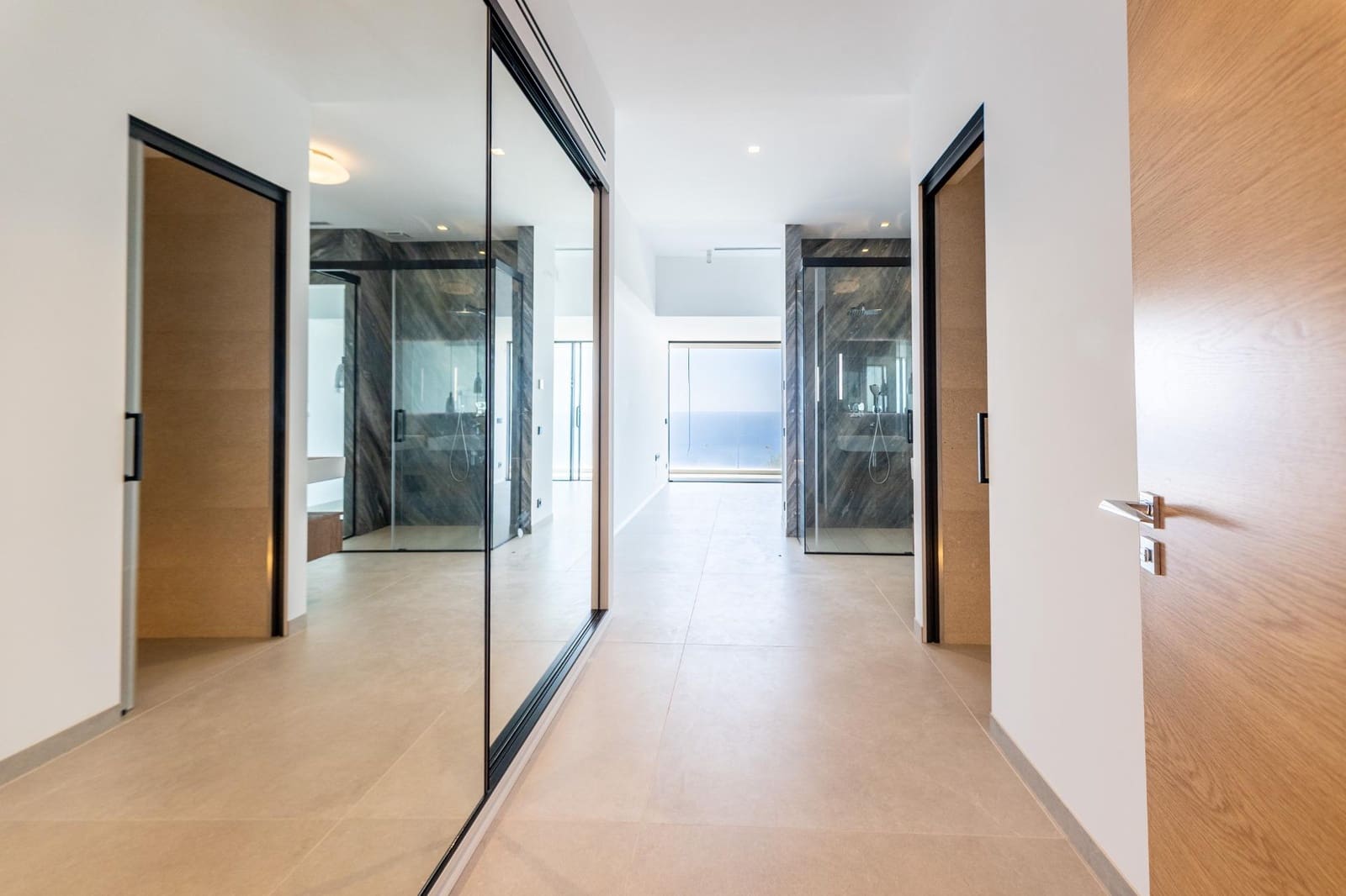 5 bedroom Villa for sale in Altea with pool garage - € 4,950,000 (Ref: 9147393)