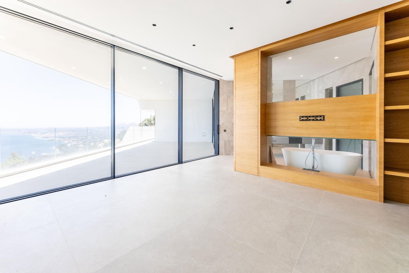 5 bedroom Villa for sale in Altea with pool garage - € 4,950,000 (Ref: 9147393)