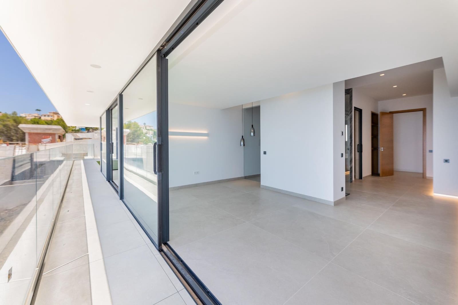 5 bedroom Villa for sale in Altea with pool garage - € 4,950,000 (Ref: 9147393)