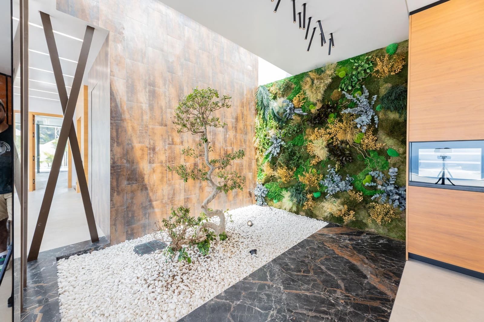 5 bedroom Villa for sale in Altea with pool garage - € 4,950,000 (Ref: 9147393)