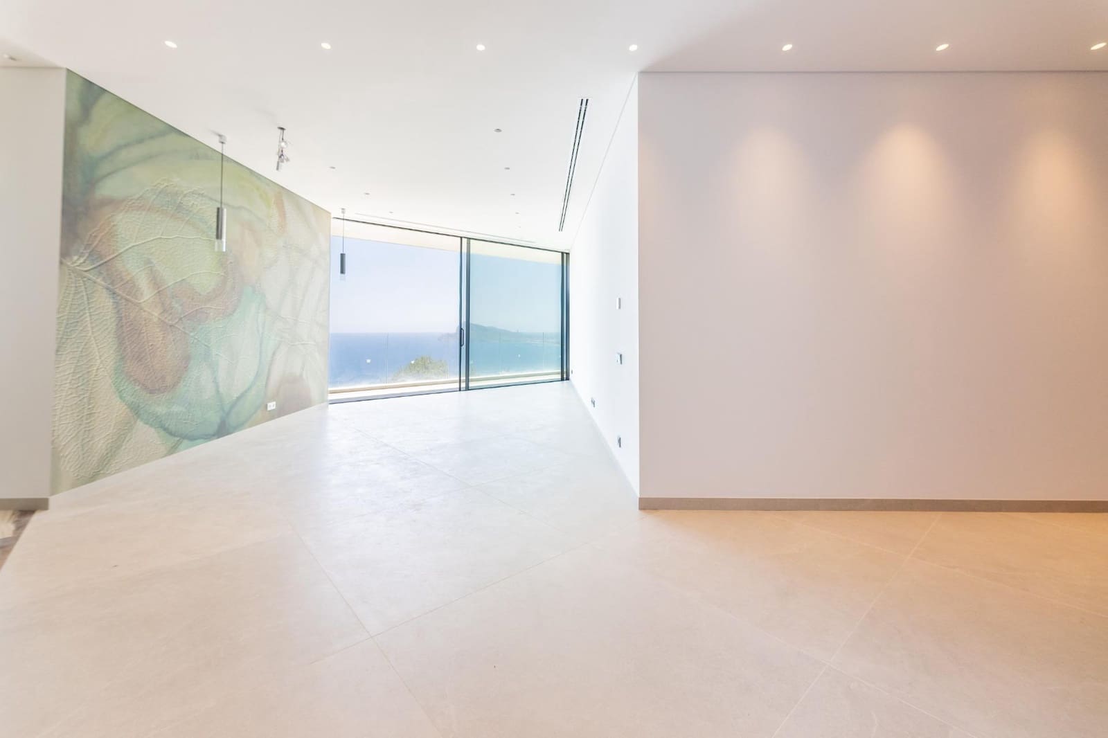 5 bedroom Villa for sale in Altea with pool garage - € 4,950,000 (Ref: 9147393)