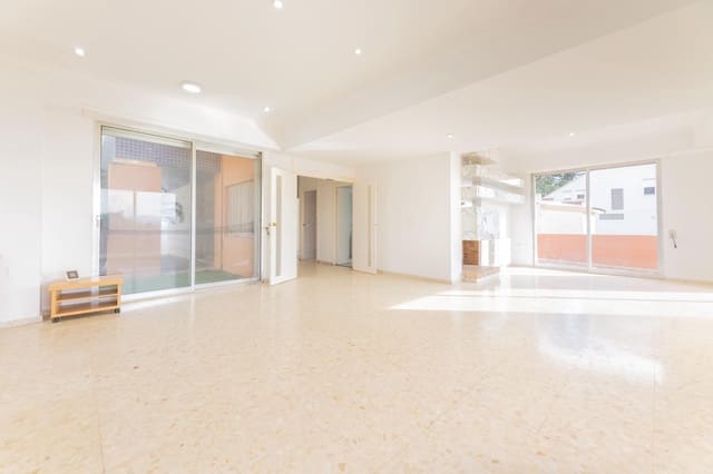 7 sovrum Villa till salu i Torrent med pool garage - 549 000 € (Ref: 9215316)