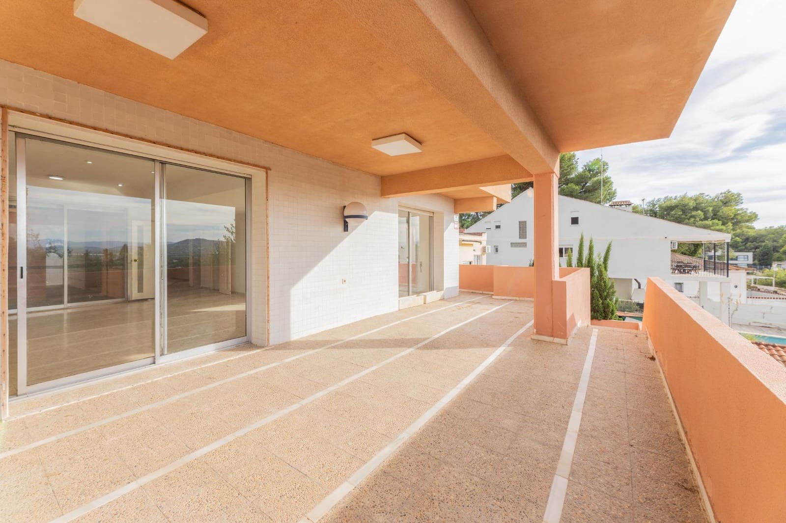 7 sovrum Villa till salu i Torrent med pool garage - 549 000 € (Ref: 9215316)