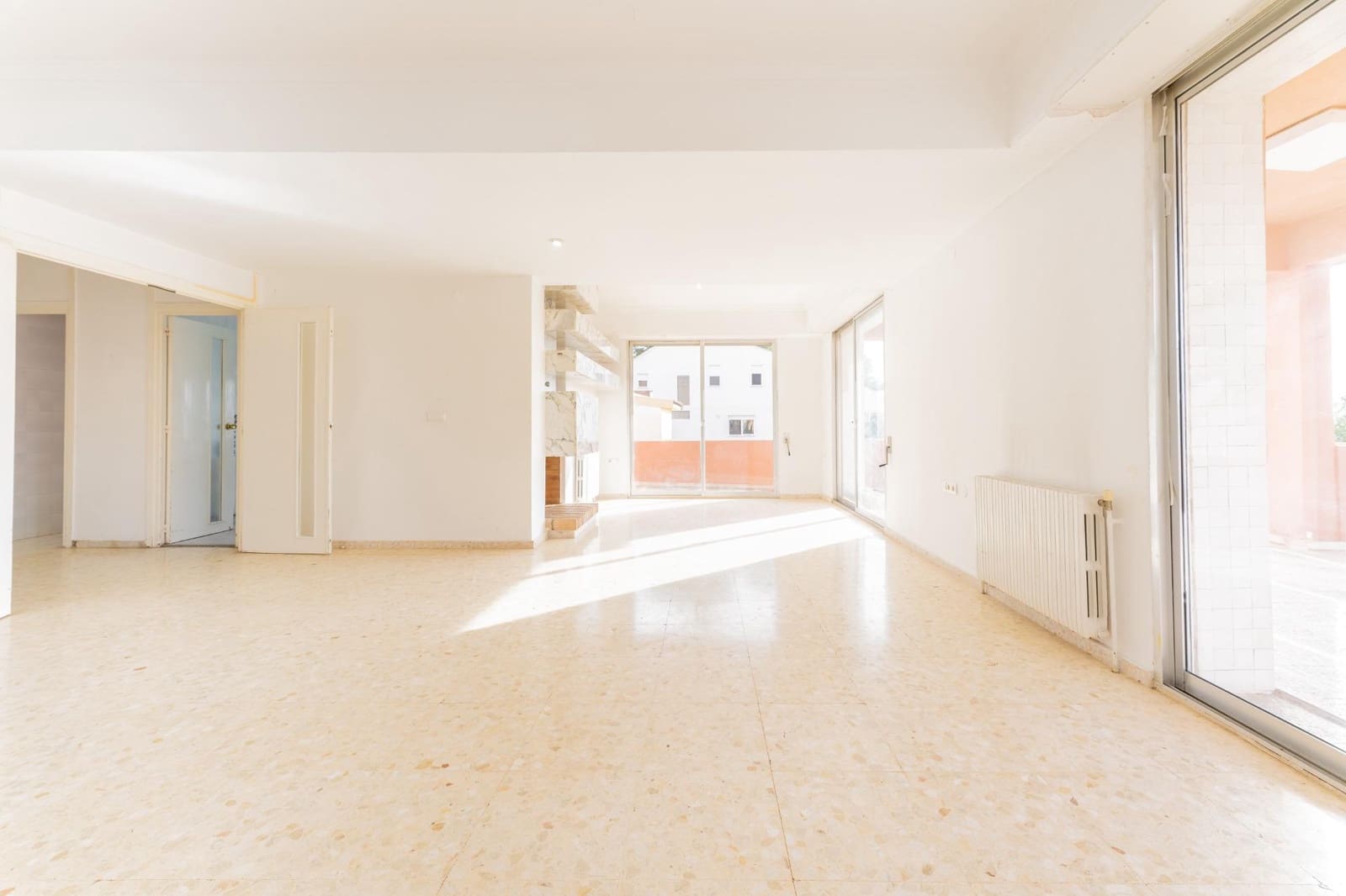 7 sovrum Villa till salu i Torrent med pool garage - 549 000 € (Ref: 9215316)