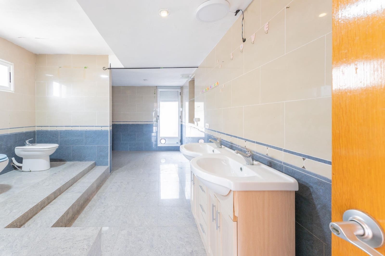 7 sovrum Villa till salu i Torrent med pool garage - 549 000 € (Ref: 9215316)