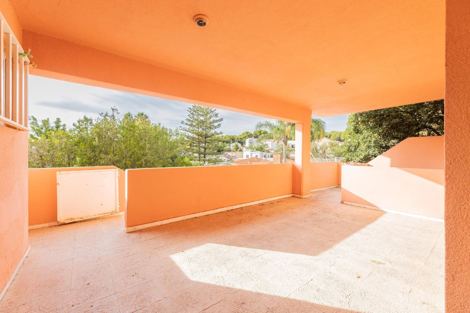 7 sovrum Villa till salu i Torrent med pool garage - 549 000 € (Ref: 9215316)