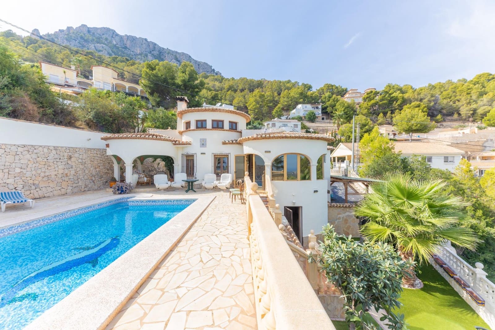 4 bedroom Villa for sale in Calpe / Calp with pool garage - € 620,000 (Ref: 9297080)