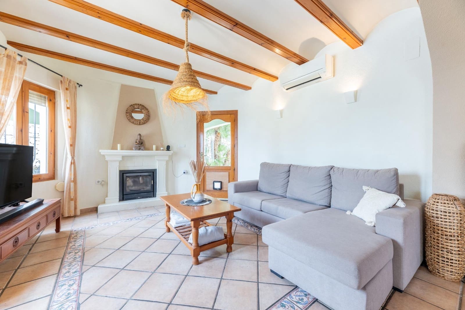 4 bedroom Villa for sale in Calpe / Calp with pool garage - € 620,000 (Ref: 9297080)